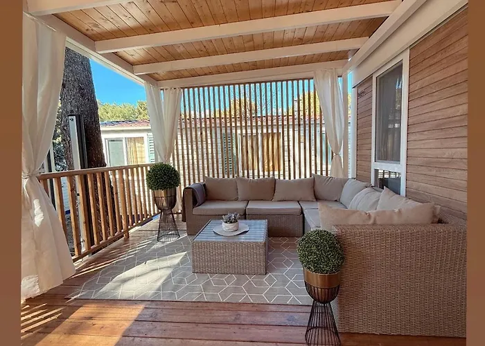 Mobile Loren Биоград-на-Мору