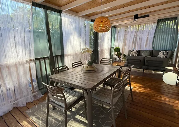 Кемпинг Mobile Loren Биоград-на-Мору