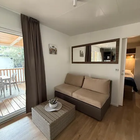Mobile Loren Campsite Biograd Na Moru
