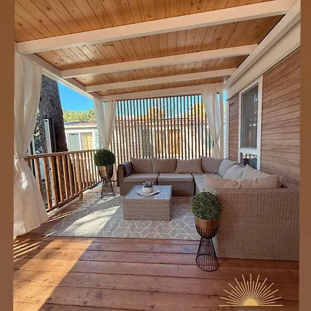 Mobile Loren ビオグラード・ナ・モル