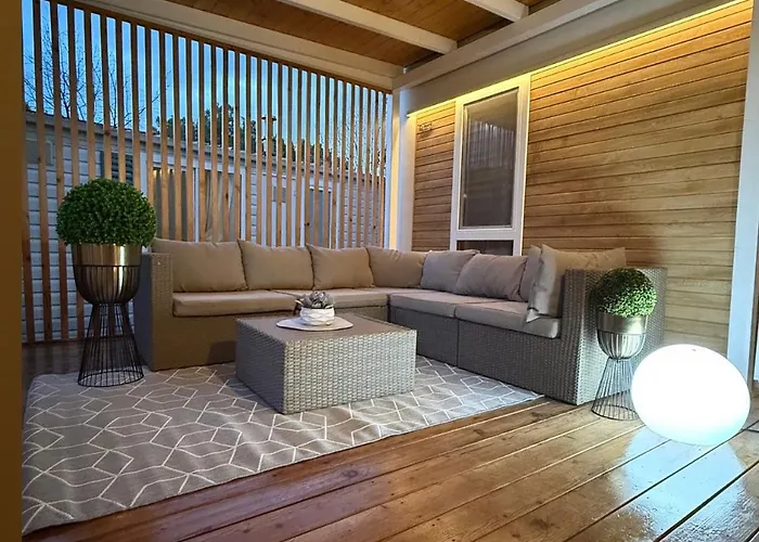 Mobile Loren Biograd Na Moru